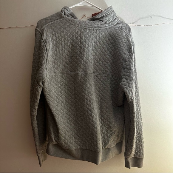 Patagonia Qulited Button up - Picture 3 of 5